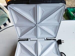Test: Syntrox Sandwichmaker mit Keramikbeschichtung für 4 Sandwiches