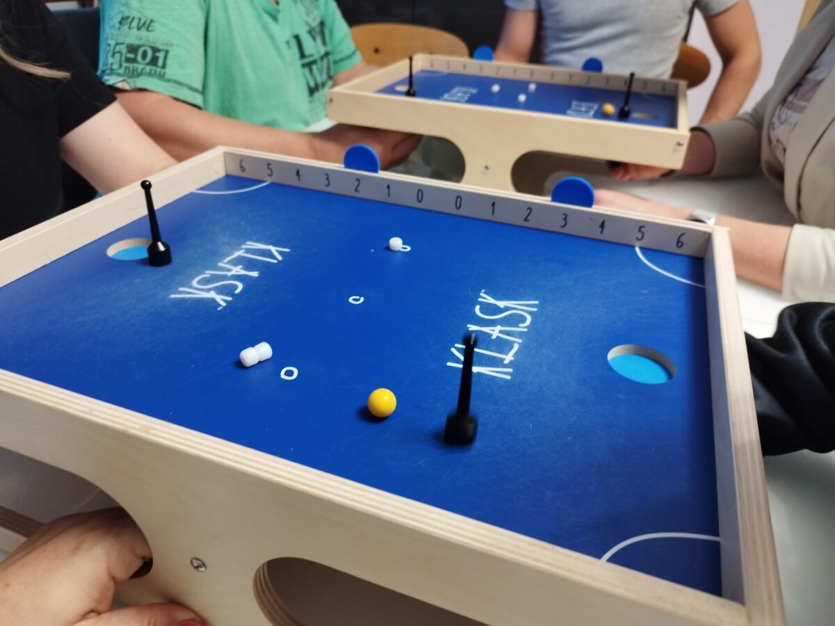 Klask Magnetspiel