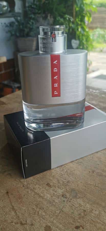 Prada Luna Rossa parfume